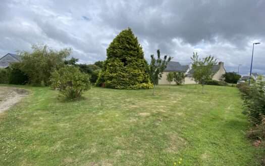 Terrain à bâtir 460m² – Lanmeur – Hors lotissement