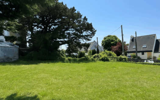 Terrain à bâtir hors lotissement de 331m² à Brest