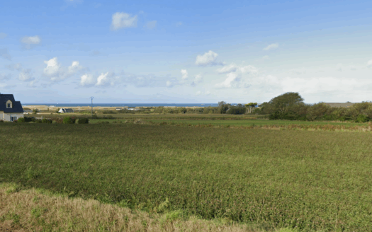Terrain à bâtir de 622 m² – Vue mer – Lampaul-Ploudalmézeau